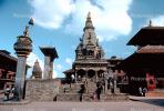 Vatsala Temple, Durbar Square, Statue of King Bhupatindra Malla, Bhaktapur, Nepal, Buildings, CANV01P09_03