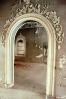 arch, decorative, paisly, doorway, entryway, entry, inside, indoors, CARV02P14_04