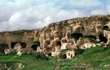 Cappadocia (Kapadokya), Cliff-hanging Architecture