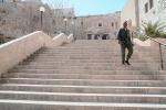 Soldier, Guard, steps, stairs, Jerusalem, CAZV02P01_05.3341