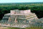 Templo de los Guerreros, Temple of the Warriors, Chichen Itza, CBMV01P12_17.0636