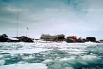 Ice Floes, Palmer Station, buildings, Anvers Island, United States research station, CBZV01P01_09.0638