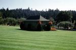 Lawn, Buidling, The Butchart Gardens, Victoria
