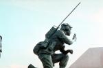 Statue, Soldiers, walkie-talkie, radio communications, Men, landmark
