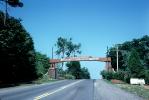 Gananoque, Canadian Gateway to the Thousand Islands, arch, Entryway, street, road, trees, CCOV02P12_12