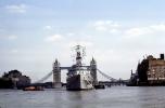 HMS Belfast (C35), Royal Navy light cruiser, Tower Bridge, London, River Thames, CEEV06P07_15