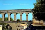 Aqueduct, Aqueduc St-Clement, Landmark, keystone