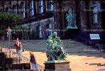 Statues, steps, Dresden, CEGV02P08_19.2588