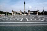 Heroe's square, Hos?k tere, Millennium Memorial, statue complex, colonnades, famous landmark, Budapest, CEHV01P09_15