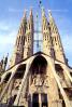 La Sagrada Familia (1883-1926), Antoni Gaud?, Sagada Familia, Temple Expiatori de la Sagrada Fam?lia, Barcelona, Catalonia, Spain, CEOV01P08_17