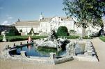 Fountain, water, statue, statuary, Sculpture, Palace, building, woman, pond, Queluz Palace, Palace of Queluz, Ceremonial Fa?ade" of the corps de logis designed by Oliveira, gardens, CEPV02P01_03