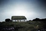 Home, house, thatched roof, Inishmore Island, Aran, CERV01P10_05