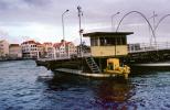 de Pontjesbrug, Pontoon Bridge Closing, floating, Willemstad, Curacao