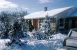 House in the snow, car, 1960s, CLWV01P15_19