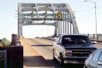 Edmund Pettus Bridge, Bloody Sunday, Selma, Cars, automobile, vehicles, CMAV01P04_11