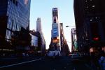 Times Square, CNYV02P04_15