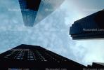 looking-up, buildings, Manhattan, 25 November 1989, CNYV03P03_07.1735