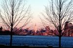 autumn, bare trees, buildings, skyline, cityscape, sunset, sunclipse, Hudson River, 1 December 1989
