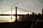Manhattan-Bridge, East-River, CNYV05P02_12