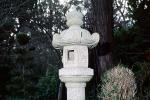 Hakone Japanese Tea Garden, stone lantern, detail