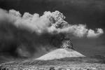 Mount Vesuvius, Erupting, Eruption, Explosion, smoke, Volcano, Italy, DAVV01P04_06B