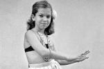 Hula Dance, Grass Skirt, 1950s, EDNV01P01_16B
