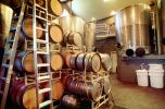 Oak Wine Barrels, Oak Aging barrels, Metal, Aluminum Barrels, Fermenting Tanks, Wood, Wooden Barrels