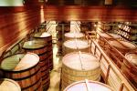 Oak Aging barrels, Wood, Wooden Barrels, Fermenting Tanks, FAWV02P02_04