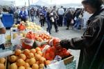Oranges, Farmers Market, FGNV02P13_11