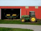 Barn, Tractor, Garage, Jon Deere, FMND01_048
