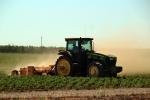 Tractor, Farmfield, dust, Esparta, Yolo County, California, FMND04_018