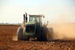 Giant Tractor, Plowing, Dust, FMND04_074