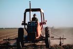 Fields, tractor, mechanization, dust, fertilizer, tank, Dirt, soil, FMNV02P13_03.0839