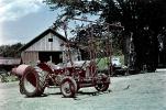 Old Tractor, 1940s, FMNV05P04_17