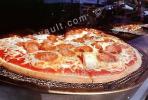 pepperoni pizza, FPRV02P03_04