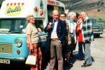 Walls Ice Cream Van, Men, Women, suit and tie, Keswick Ices, Morrison Van, 1970s, FPRV02P10_19B