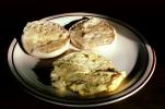 Scrambled Eggs, English Muffin, toast, butter, FTCV01P11_05