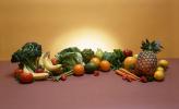 pineapple, carrot, broccoli, lettuce, orange, artichoke, banana, avocado, FTFV01P01_06