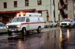 Ambulance, flashing lights, HEPV03P06_06