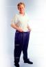 Man shows off weight loss, baggy pants, HWDV01P02_03