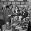 Library, Books, Women, Men, Boys, Girls, 1960s, KELV01P02_14