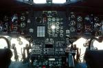 Boeing-Vertol CH-47, Cockpit, MYAV04P02_10