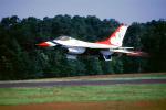 The USAF Thunderbirds, Lockheed F-16 Fighting Falcon f;y-by, MYFV11P15_13