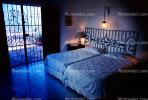 Bed, Blankets, Lamp, PDBV01P03_05