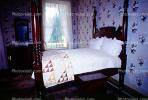 Bed, Post, Rug, Carpet, Wallpaper