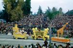 Circus, Giraffe, cage, Rose Parade, 1950, 1950s, PFPV03P08_19