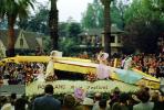 Portland Rose Festival, Women, Parasol, Rose Parade, 1950, 1950s, PFPV03P11_04