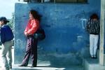 Woman, pants, jacket, purse, girl, Colonia Flores Magone, PFSV02P02_15