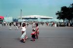 Bell Telephone, women and children walking, Water Fountain, aquatics, New York Worlds Fair, 1964, 1960s, PFWV02P15_02