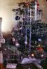 tree, decorations, tinsel, 1940s, PHCV01P01_06C